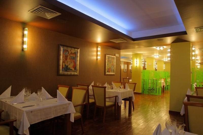 Hotel City Plevna Kültér fotó