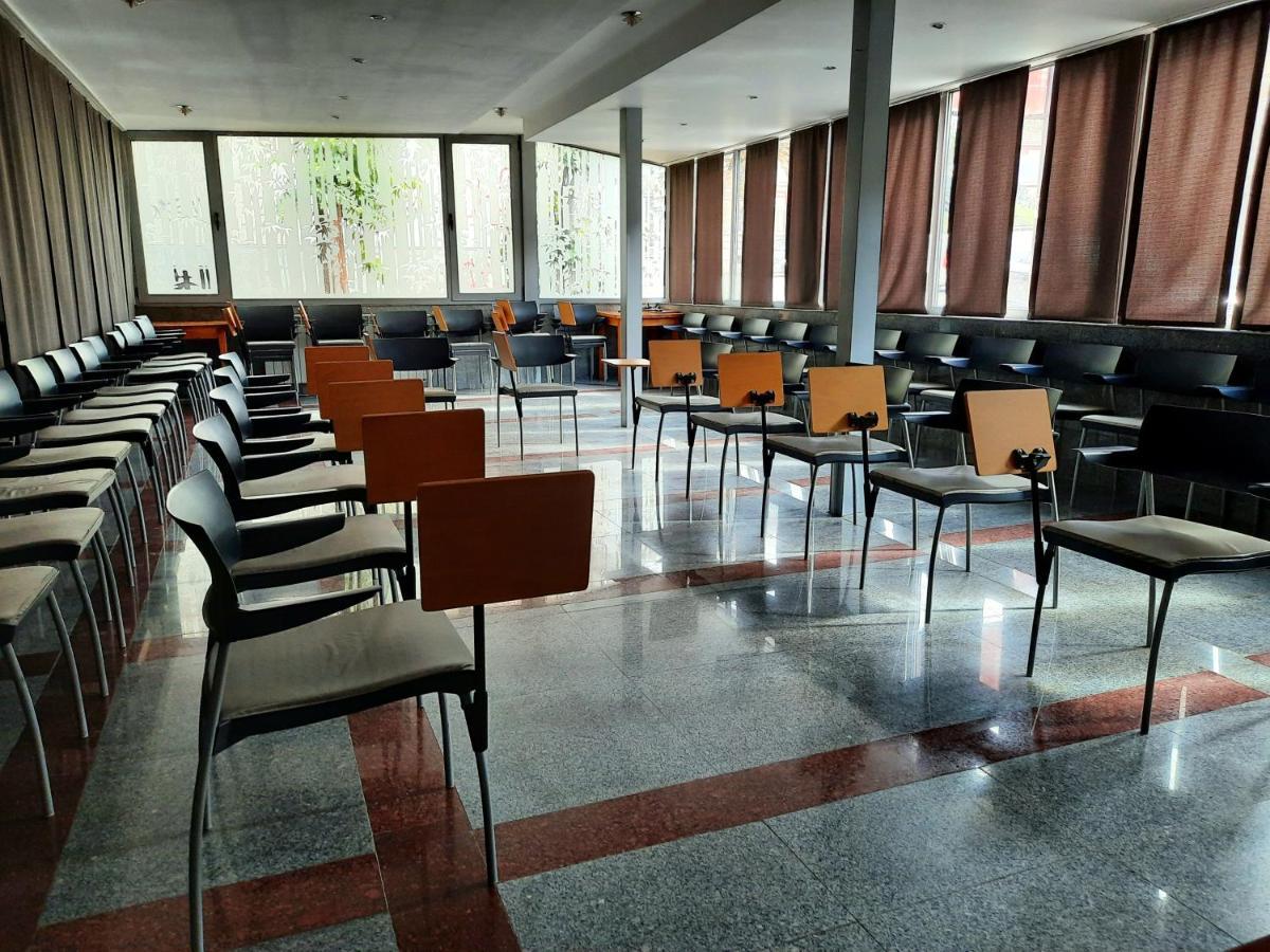 Hotel City Plevna Kültér fotó